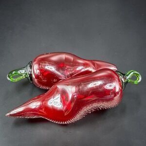 Vintage Hand Blown Glass Chili Pepper Ornaments Red Green Set of‎ 2 Figurines
